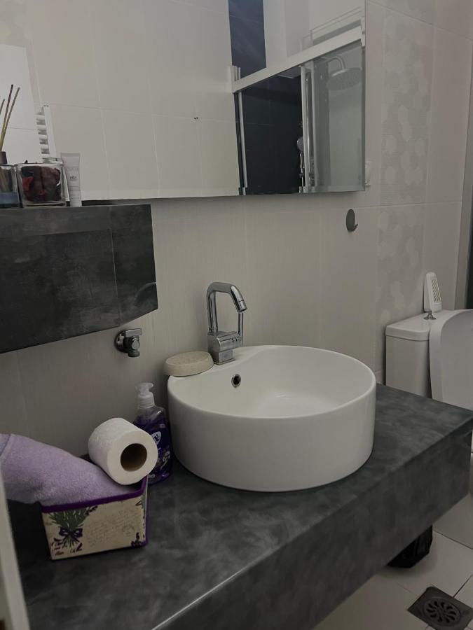 Cozy Apartment In The City Center Skopje Extérieur photo